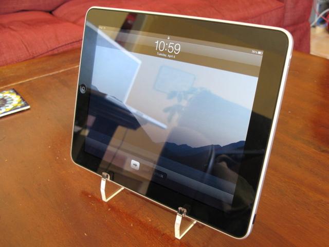 Макет Акриловый макет подставки для iPad 6 мм для лазерной резки