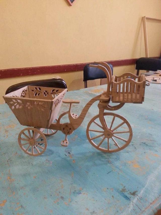 Макет Велосипед с корзиной макет в формате dxf
