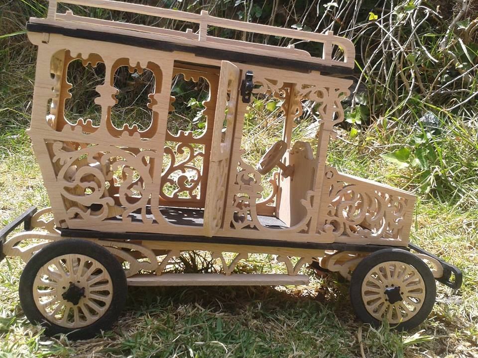 Макет Викторианский автомобиль Чертеж для станка формат dxf