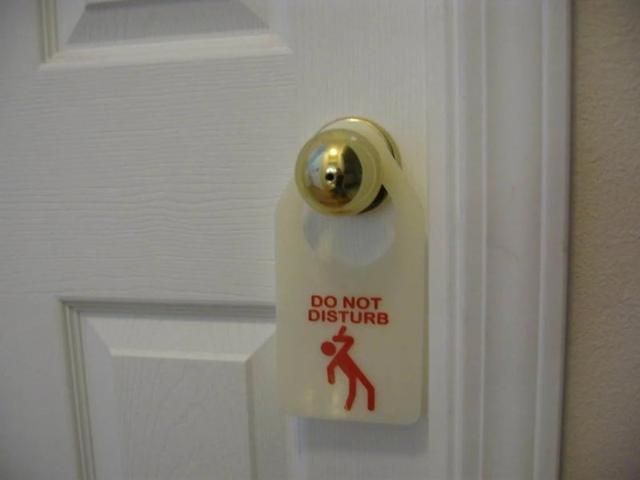 Макет Дверной подвес Do not disturb для лазерной резки файл dxf вариант 2