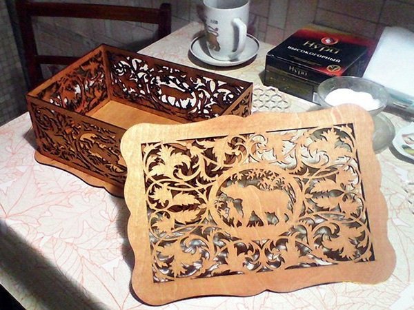 Макет Декоративная подарочная коробка для лазерной резки вектор