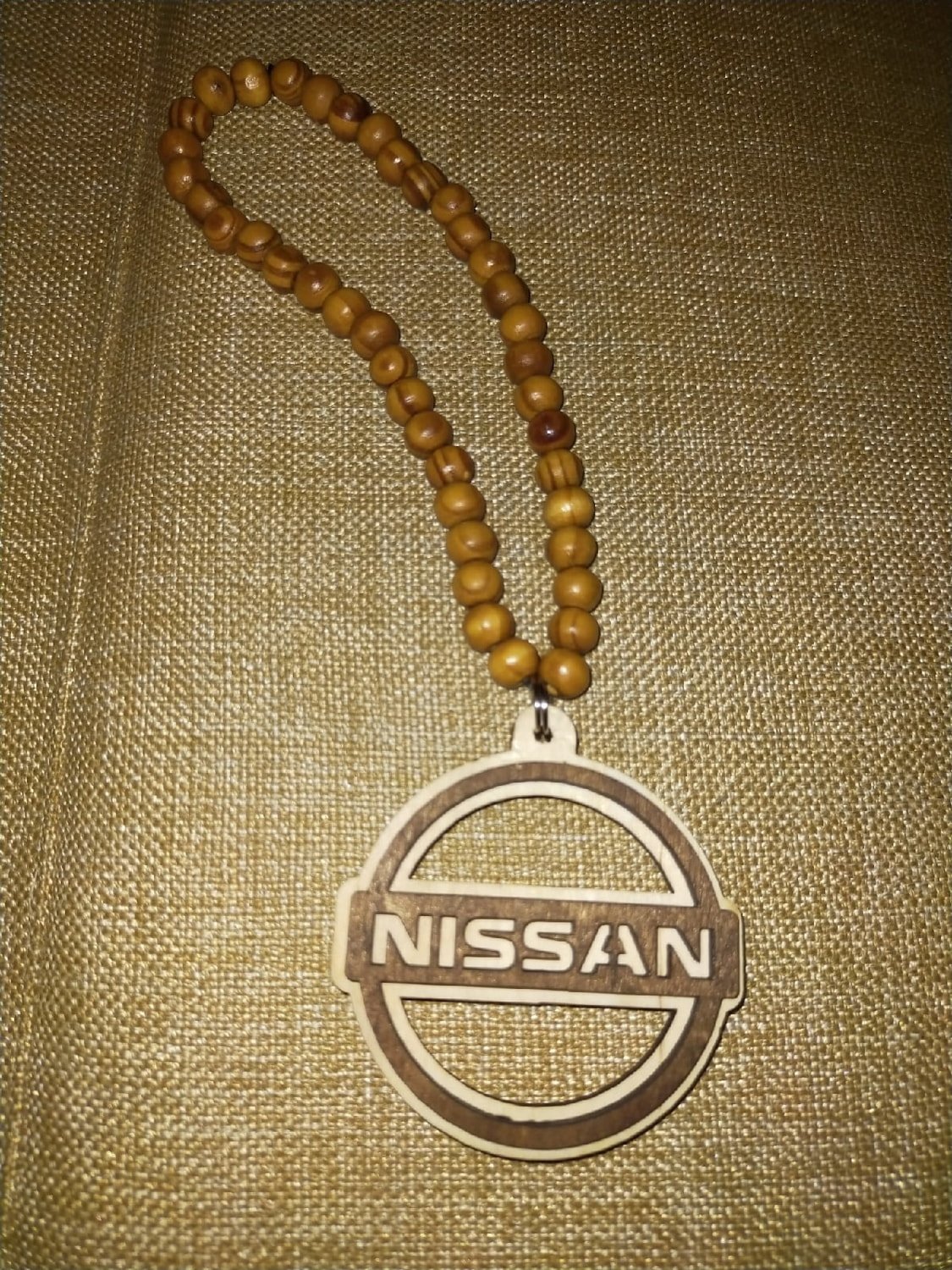 Макет Деревянный брелок с логотипом Nissan для лазерной резки