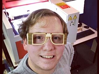 Интересный макет Макет деревянных очков для лазерной резки в формате SVG