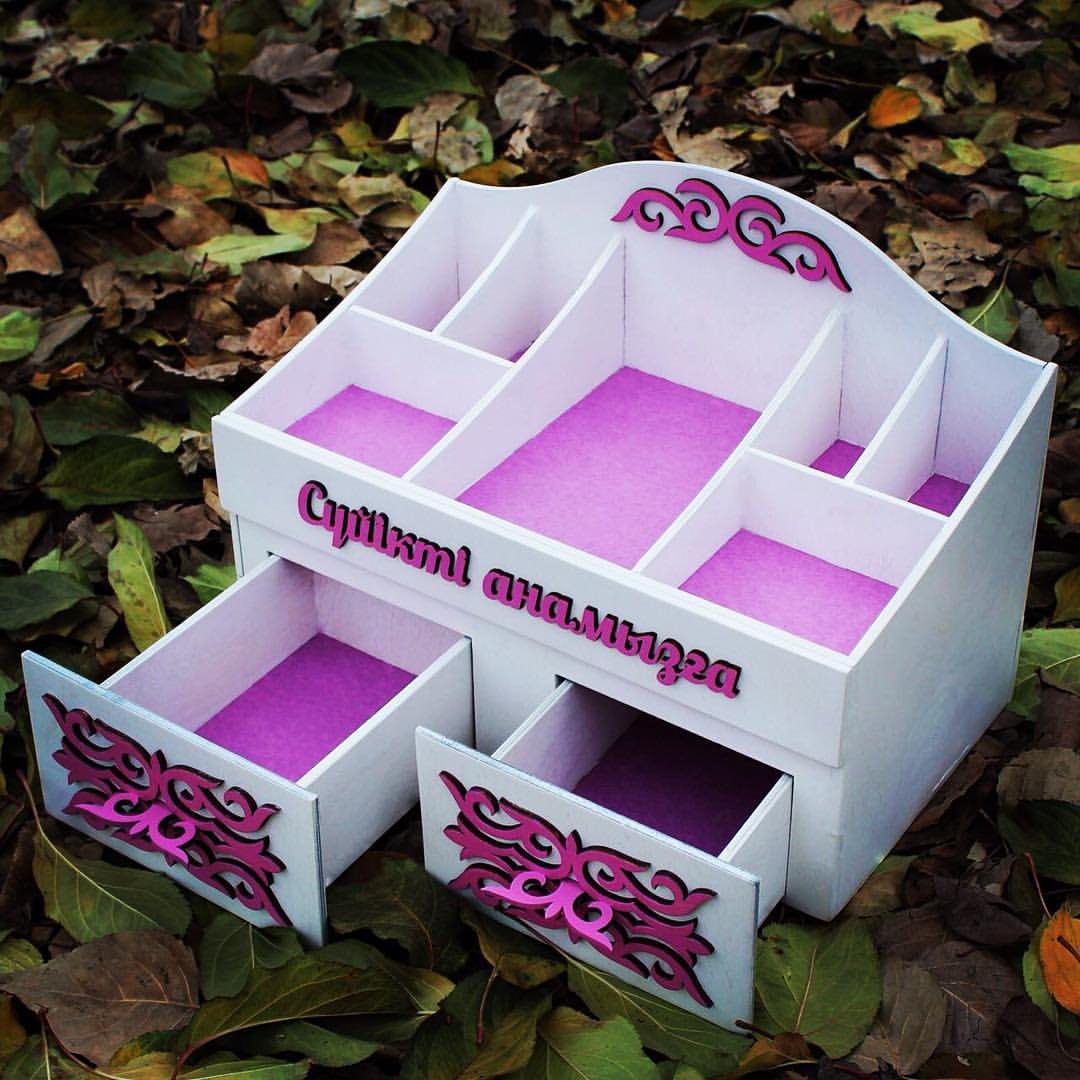 Макет Макет для лазерной резки  органайзер для косметики в ящике