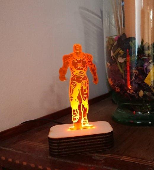 Макет Макет для лазерной резки акрисовой фигуры Железного человека с 3D LED подсветкой для ночного светильника файл SVG — изображение 2
