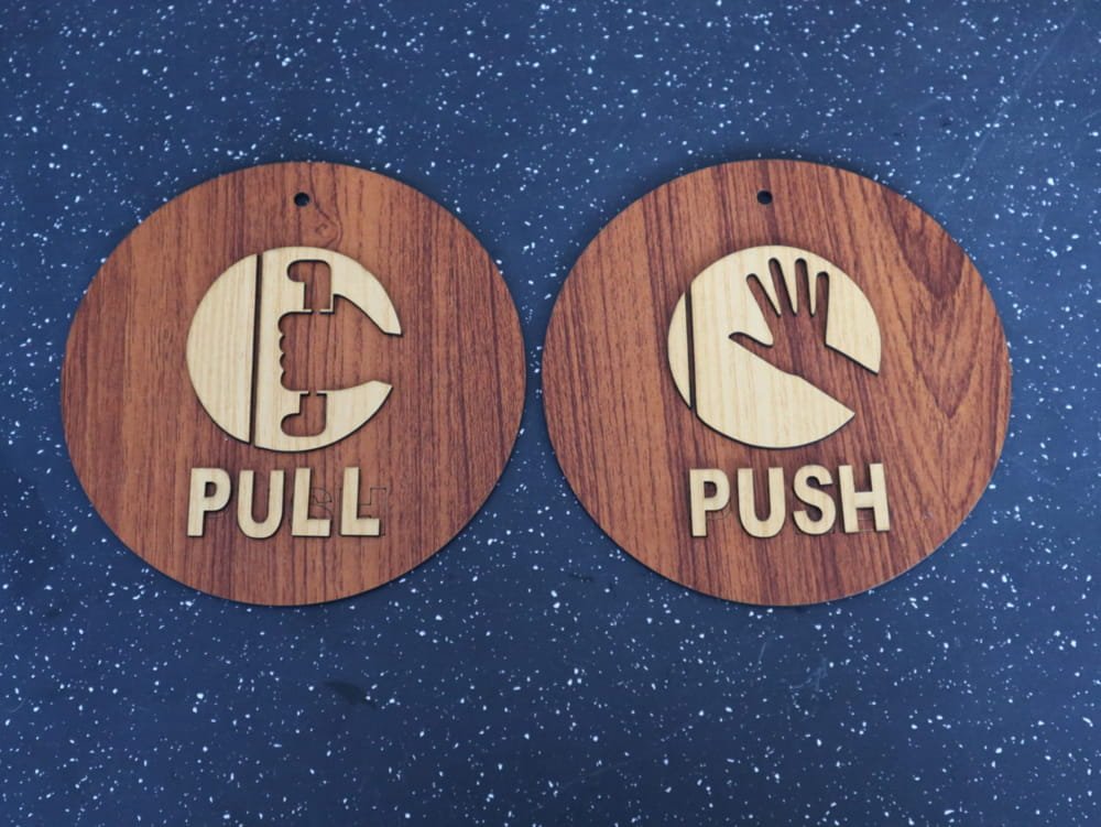 Макет Макет для лазерной резки вывески push pull door