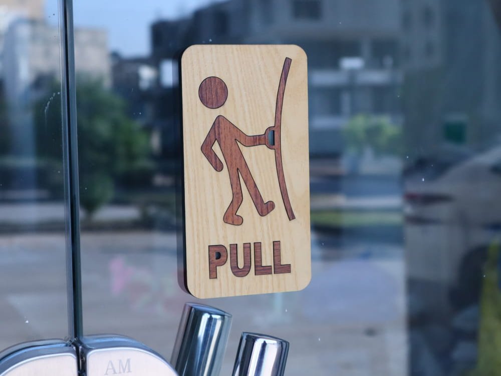 Макет Макет для лазерной резки вывесок push and pull