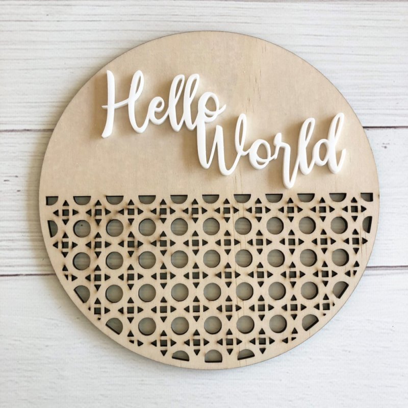 Макет Макет для лазерной резки из ратанга с надписью Hello world