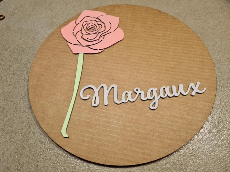 Макет Макет для лазерной резки имени ребёнка в виде круга файл SVG
