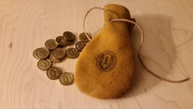 Макет Макет для лазерной резки коробки для хранения колоды со всеми дополнениями