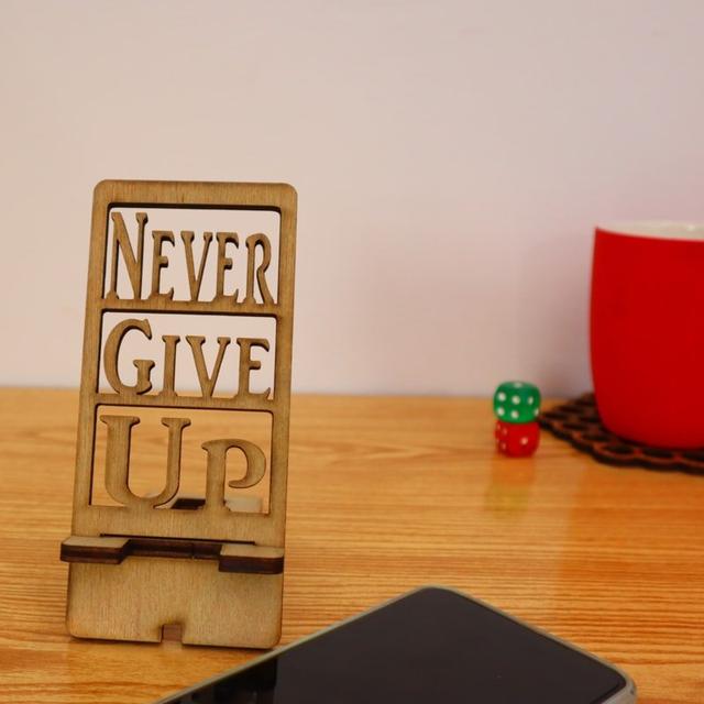 Макет Макет для лазерной резки подставки для телефона Never give up из фанеры 6 мм формат dxf — изображение 2