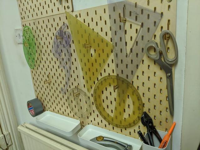 Макет Макет для лазерной резки совместимых с IKEA SKADIS крючков и панелей на заклёпках формат DXF — изображение 7