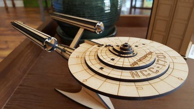 Макет Макет для лазерной резки USS Enterprise — изображение 4