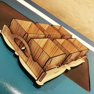 Интересный макет Макет лотка для лазерной резки