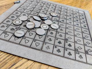 Интересный макет Макет настольной игры и игровых фигур для лазерной резки