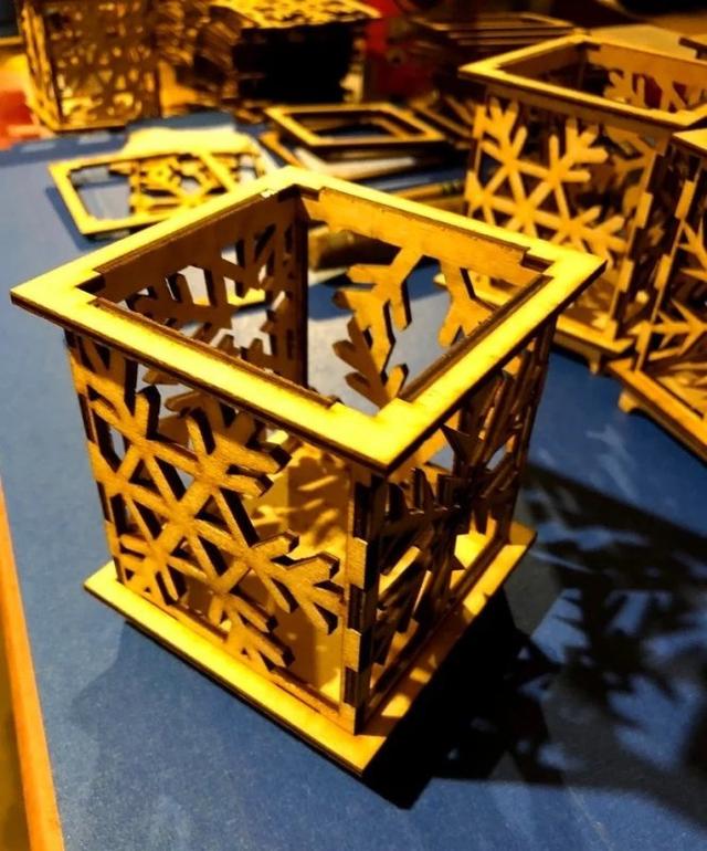 Макет Макет снежинки-подставки для лазерной резки формат dxf