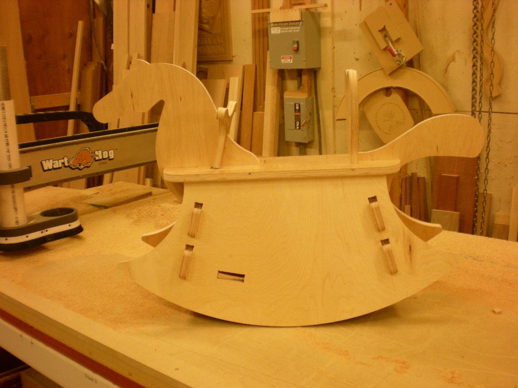 Макет Макет rocking horse для лазерной резки dxf файл