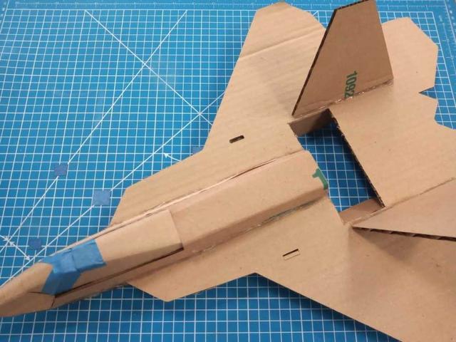 Макет Макета для станка картонного радиоуправляемого самолёта F-22 Raptor для лазерной резки — изображение 2