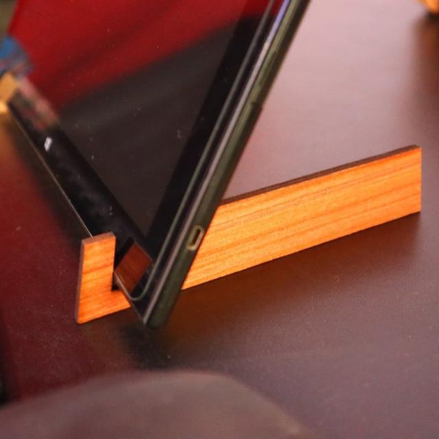 Макет Подставка для iPad и ноутбука чертёж для лазерной резки файл DXF — изображение 7