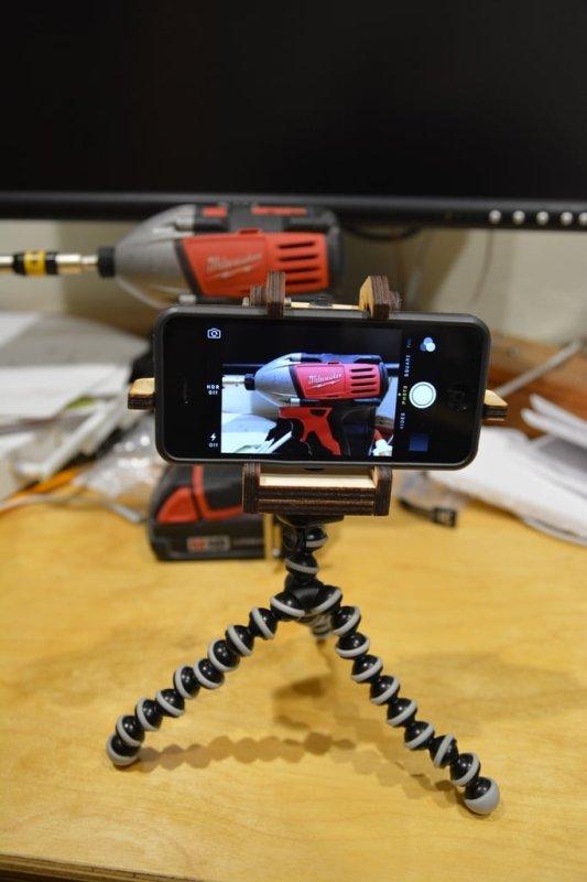 Макет Треугольник для iPhone с быстросъёмным креплением для лазерной резки