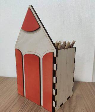 Интересный макет Чертеж коробки в форме карандаша для лазерной резки