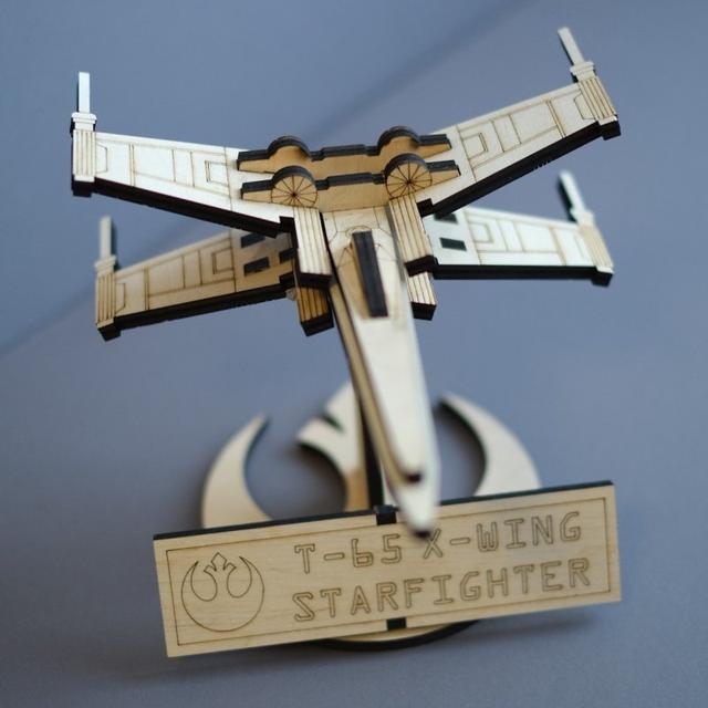 Макет Чертёж для лазерной резки истребитель X-wing из Звёздных войн