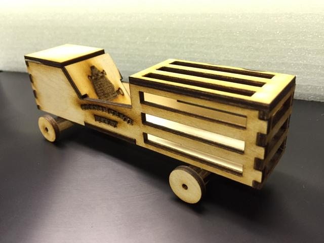 Макет Чертёж для лазерной резки машинка дляcrate derby