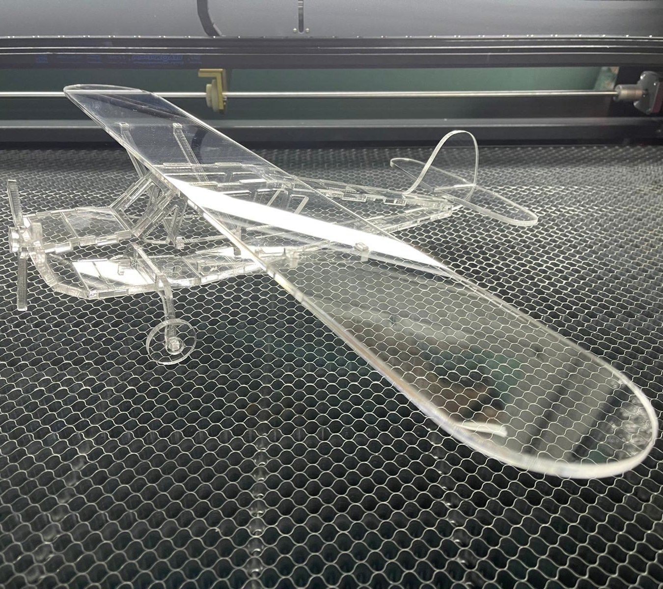 Макет Чертёж для лазерной резки 3D-пазл из акрила в виде лёгкого самолёта