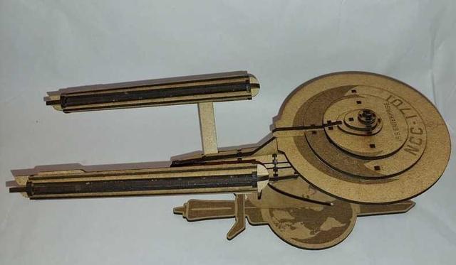 Макет Чертёж для лазерной резки Terran ISS Enterprise формат dxf