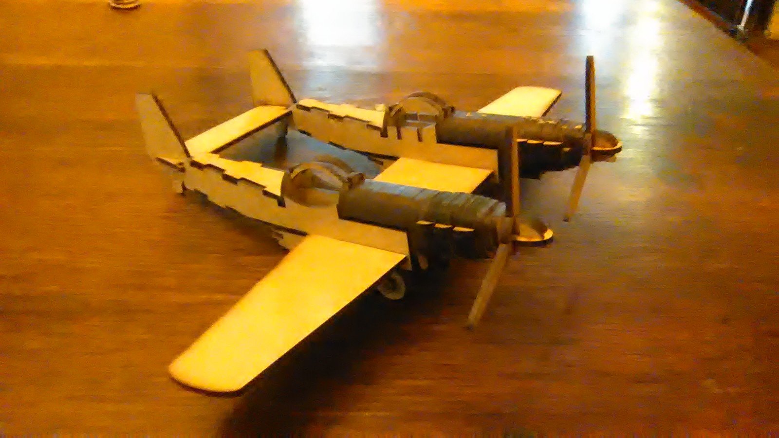 Макет Чертёж для лазерной резки Twin mustang