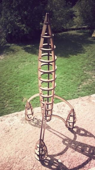 Интересный макет Чертёж космической ракеты для лазерной резки dxf файл