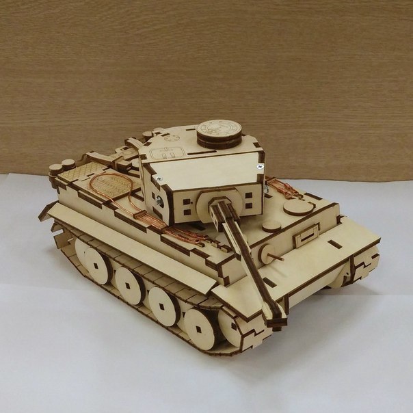 Макет Чертёж танка PzKpfw V Тигр для лазерной резки
