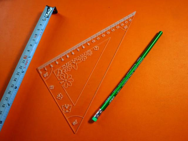 Макет Чертёж треугольной линейки для лазерной резки формат dxf — изображение 2