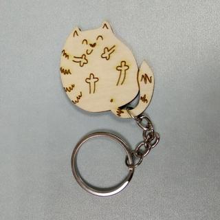 Интересный макет Шаблон для изготовления брелока в виде кота из дерева на лазерном станке