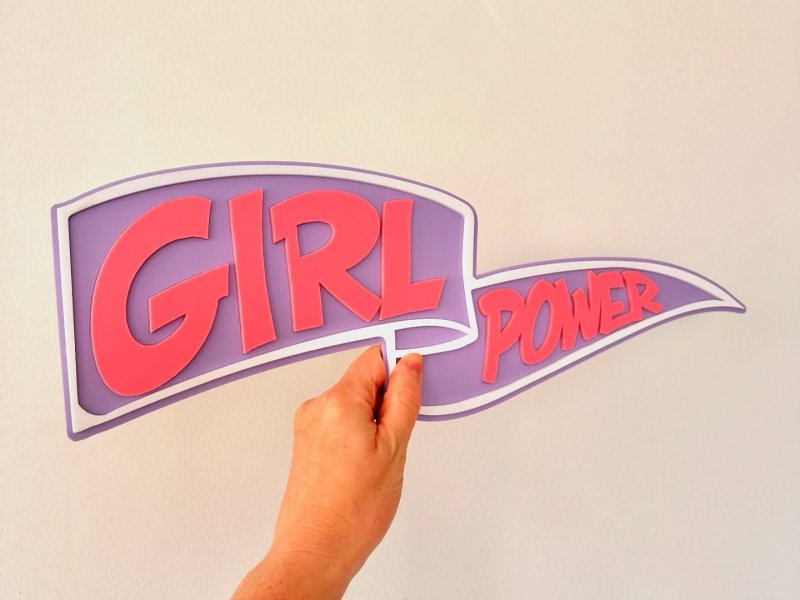 Макет Эмблема с надписью Girl Power для лазерной резки