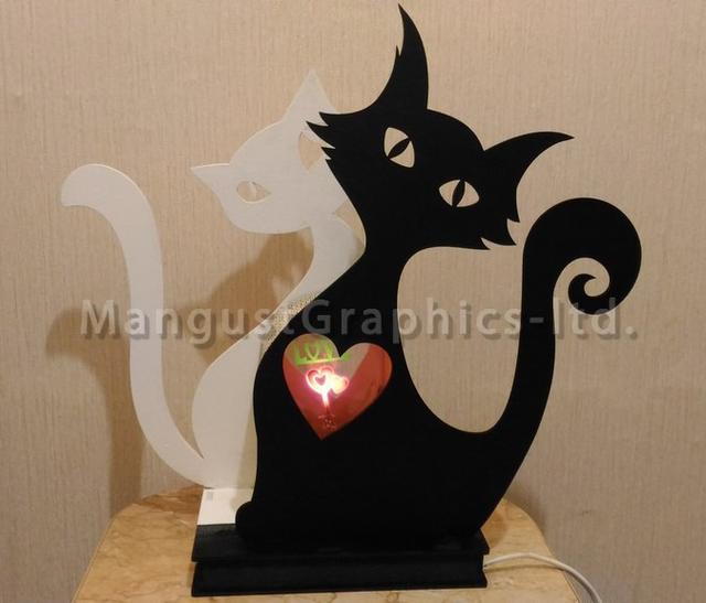 Макет Эскиз силуэта кошки Love для лазерной резки