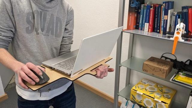 Макет держатель для ноутбука для лазерной резки — изображение 4