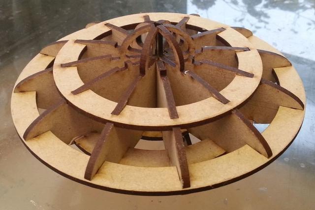 Макет 3D-головоломка Летающая тарелка для лазерной резки — изображение 1