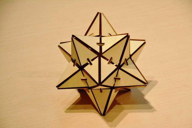Макет 3D-звезда для лазерной резки дерева векторный макет
