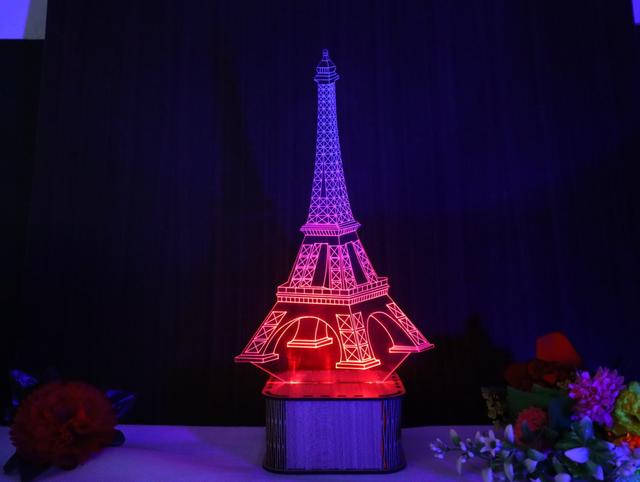 Макет 3D-иллюзия ночника в виде Эйфелевой башни для лазерной резки — изображение 2