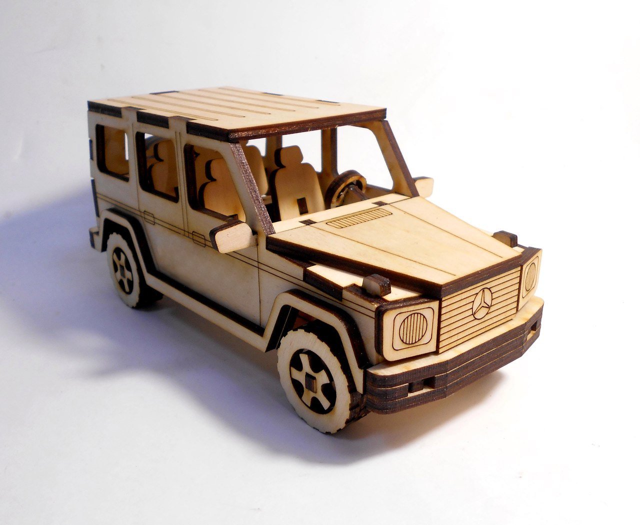 Макет 3D-макет для лазерной резки в формате векторной графики Mercedes-Benz G-Class