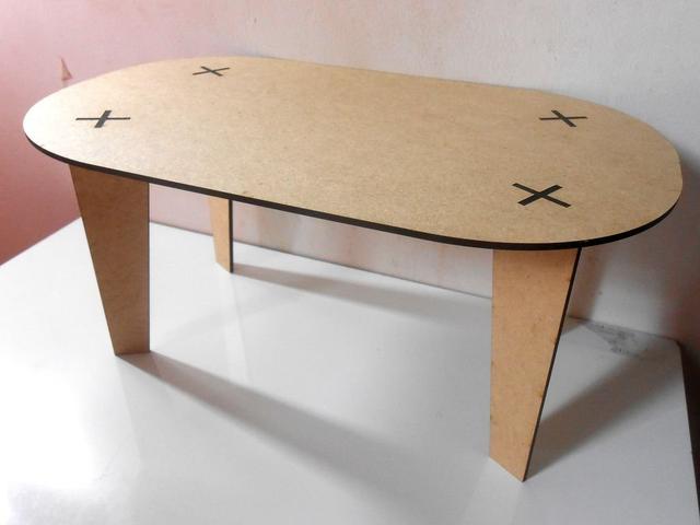 Макет 3D-макет стола в формате DXF
