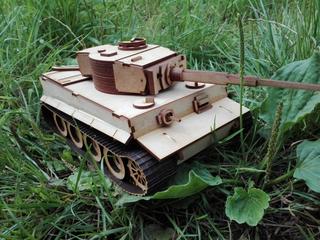 Интересный макет 3D-модель танка Tiger E для лазерной резки файл SVG