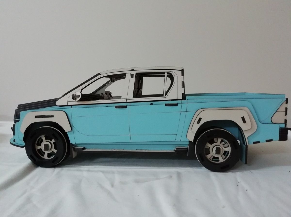 Макет 3D-модель Toyota Hilux для лазерной резки