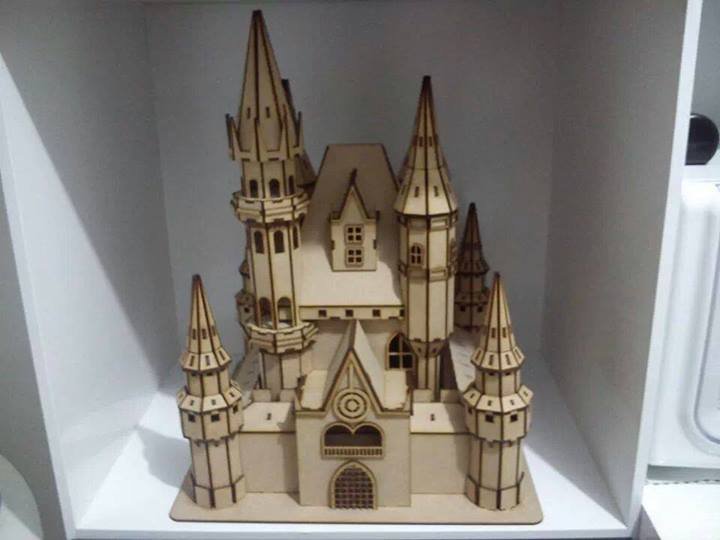 Макет 3D-пазл в виде замка Диснея макет для лазерной резки формат dxf