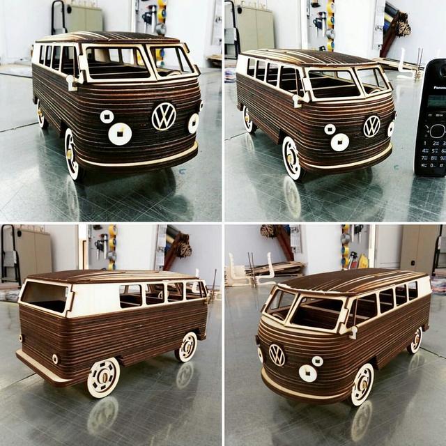 Макет 3D-пазл в виде микроавтобуса VW для лазерной резки