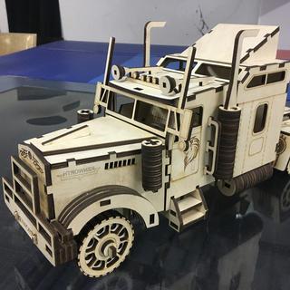 Интересный макет 3D-пазл Kenworth W900 для лазерной резки